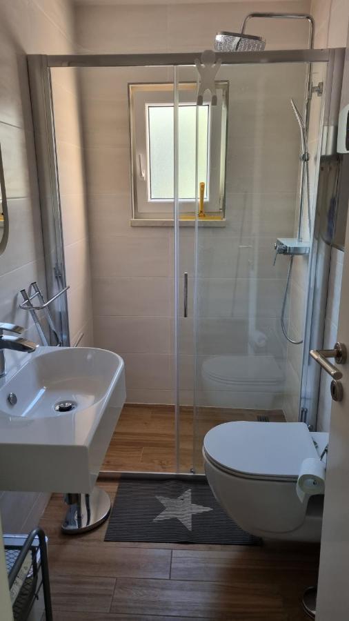 Ferienwohnung Apartman Z12 Kornić Exterior foto